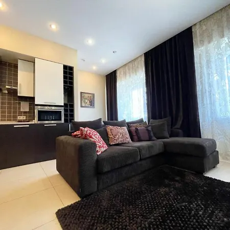 Fairyshade Apartment